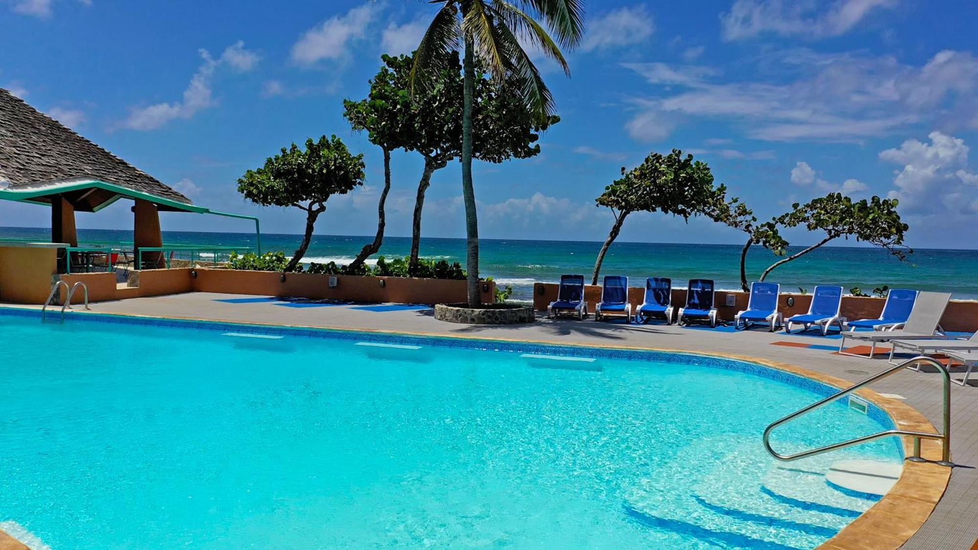Grapetree Bay Hotel And Villas Christianted Bagian luar foto